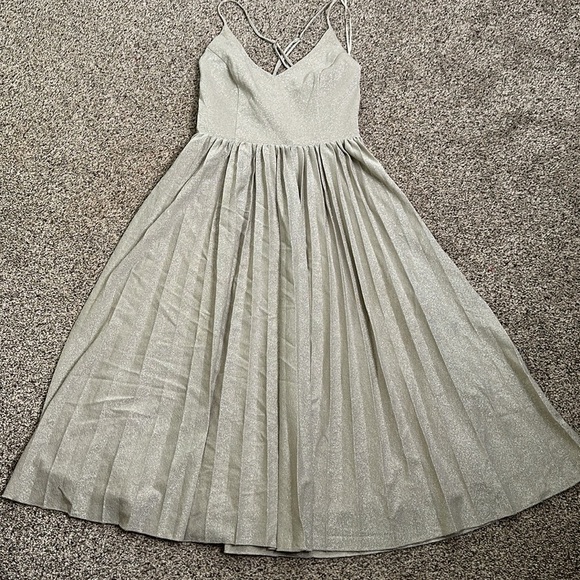 Anthropology elevenses beige shimmer pleated mini dress size 2 - Picture 6 of 10